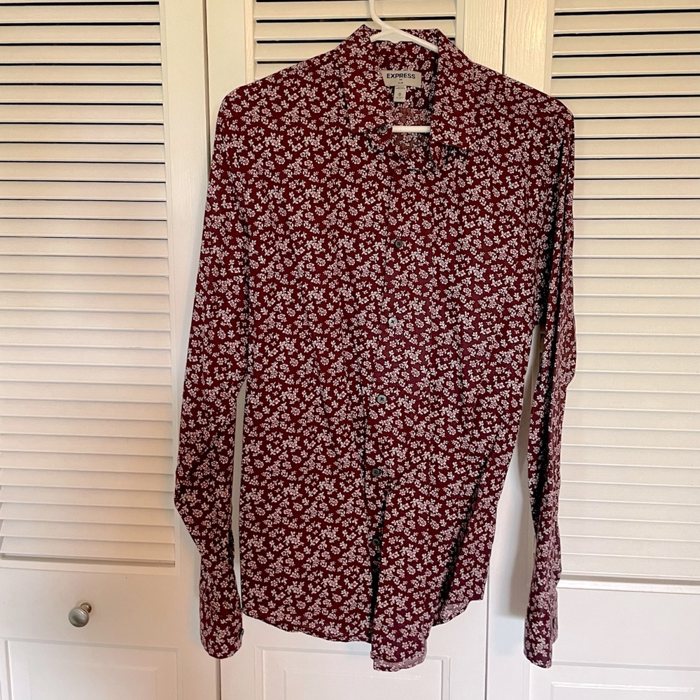 Express Long Sleeve ButtonUp Shirt